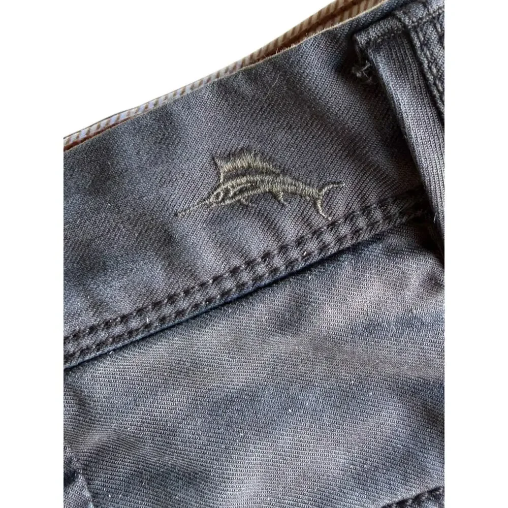 Tommy Bahama Men’s Brown Chino Shorts Size 35 Classic Casual Flat Front